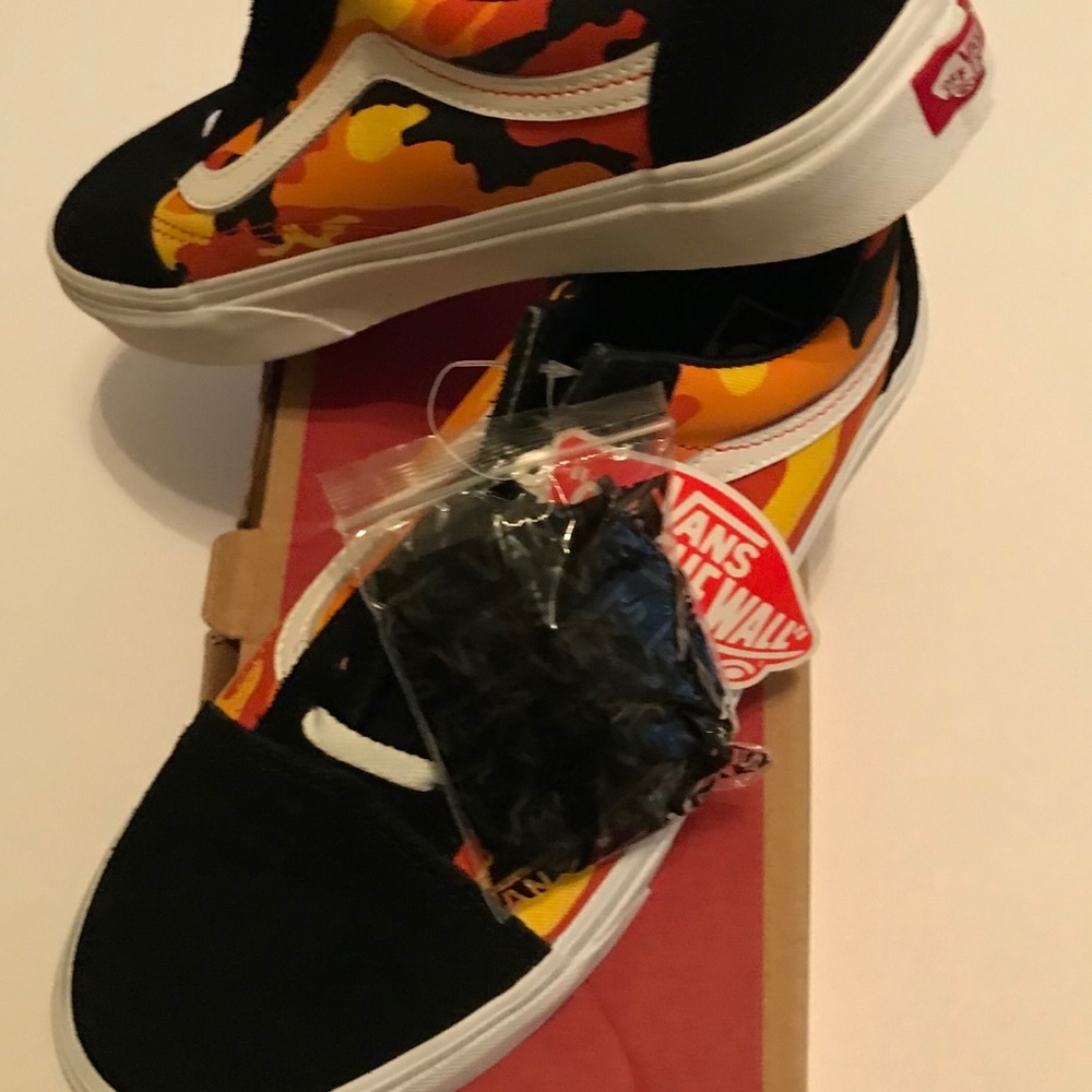 ‼️SOLD‼️ - Picture 4 of 5